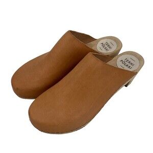 Terhi Polkki Women’s Size 39 Wooden Tan Clog Sandals Handmade Finland
